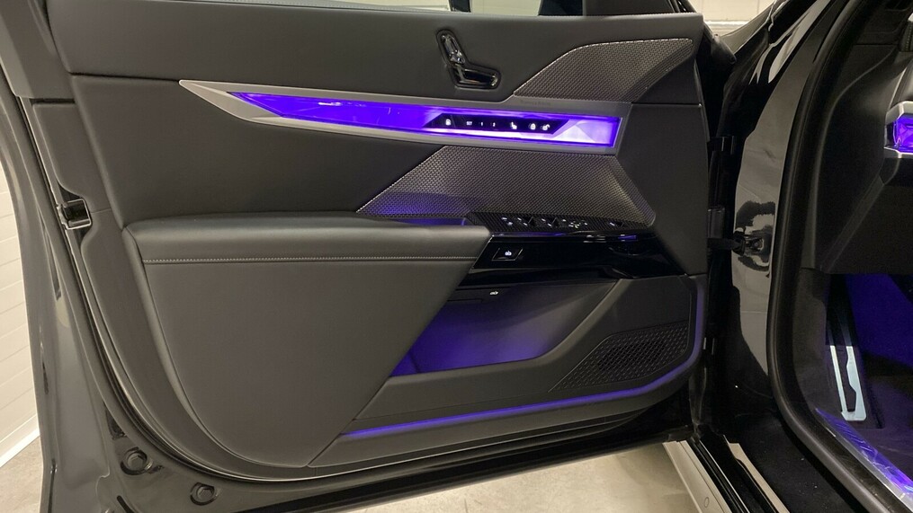 BMW Seria 7 750