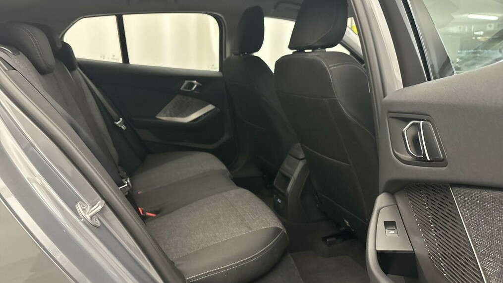 BMW Serii 1, 118