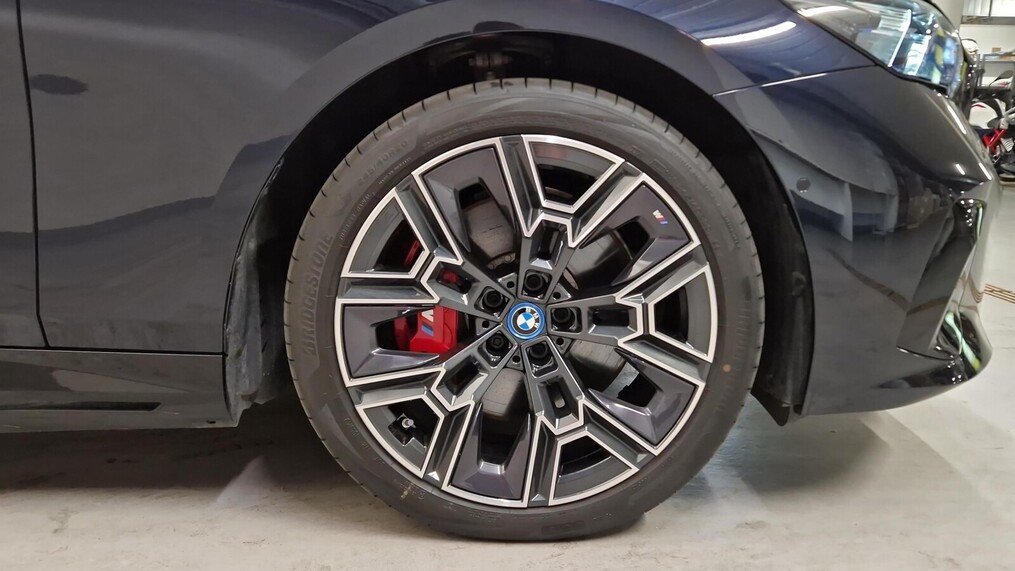 BMW Serii 5, i5