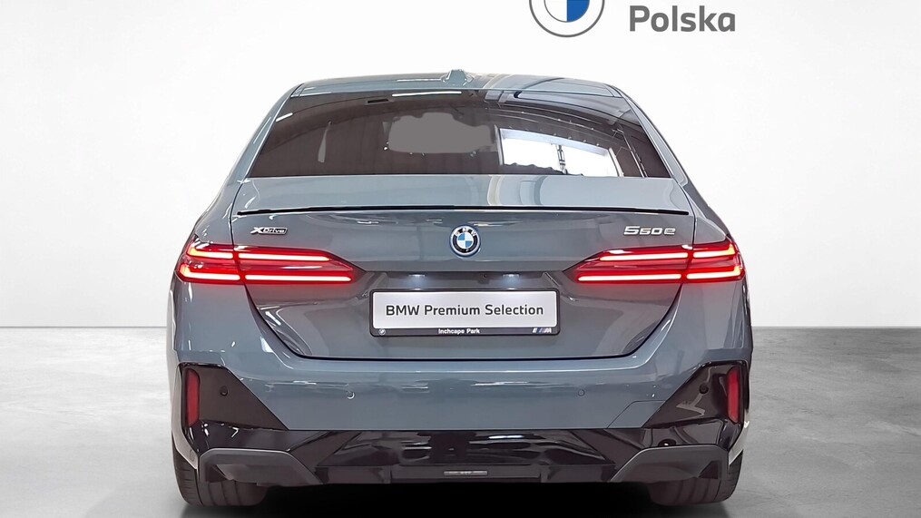 BMW Serii 5, 550