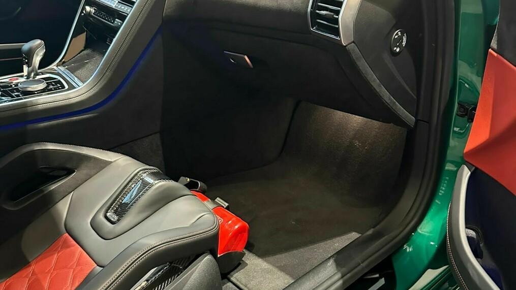 BMW Seria M8