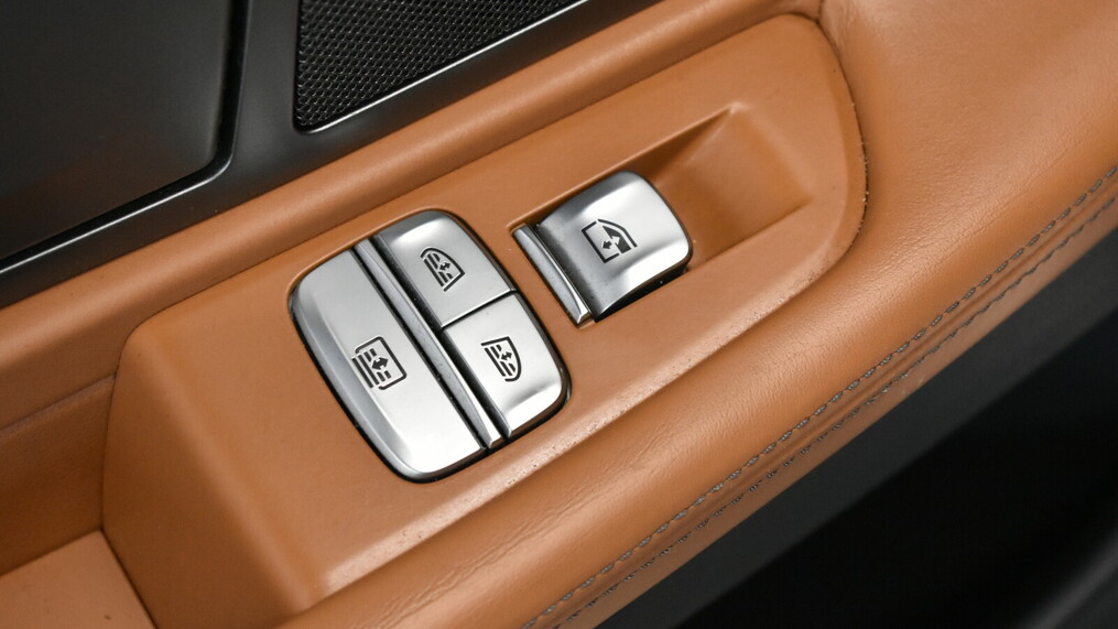 BMW Seria 7 740
