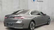 BMW Serii 7, 740