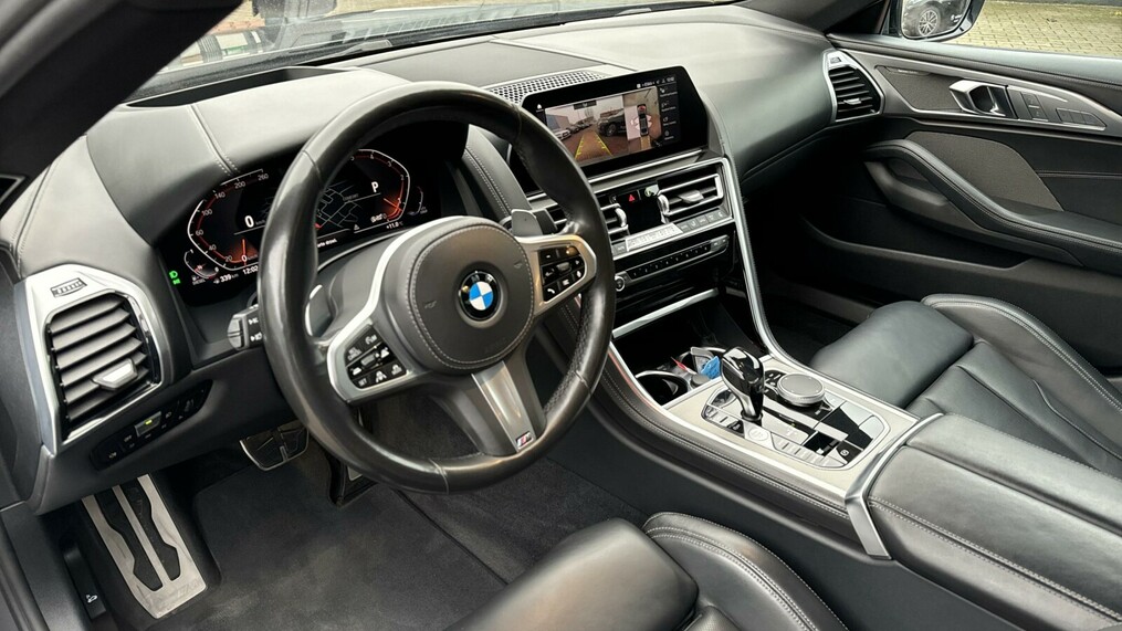 BMW Seria 8 840