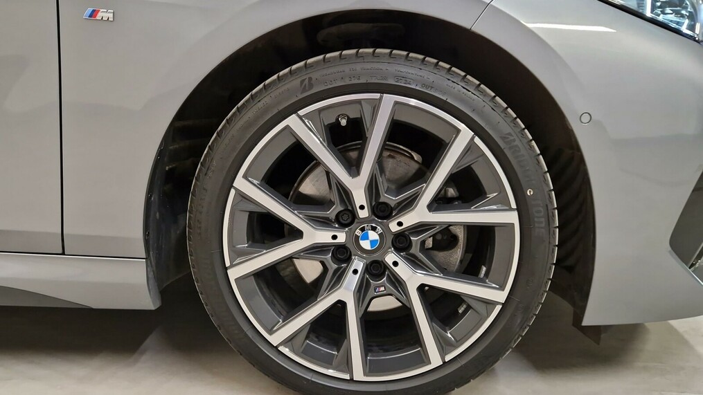 BMW Seria 2 218