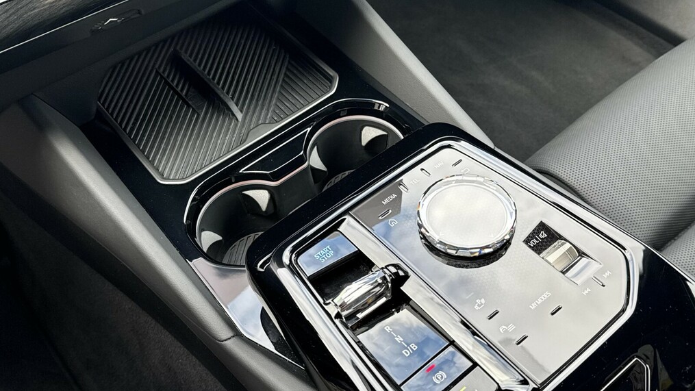 BMW Serii 5, i5