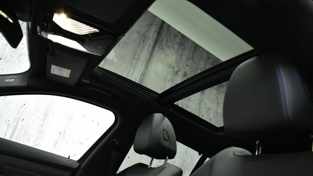 BMW Serii 3, 320