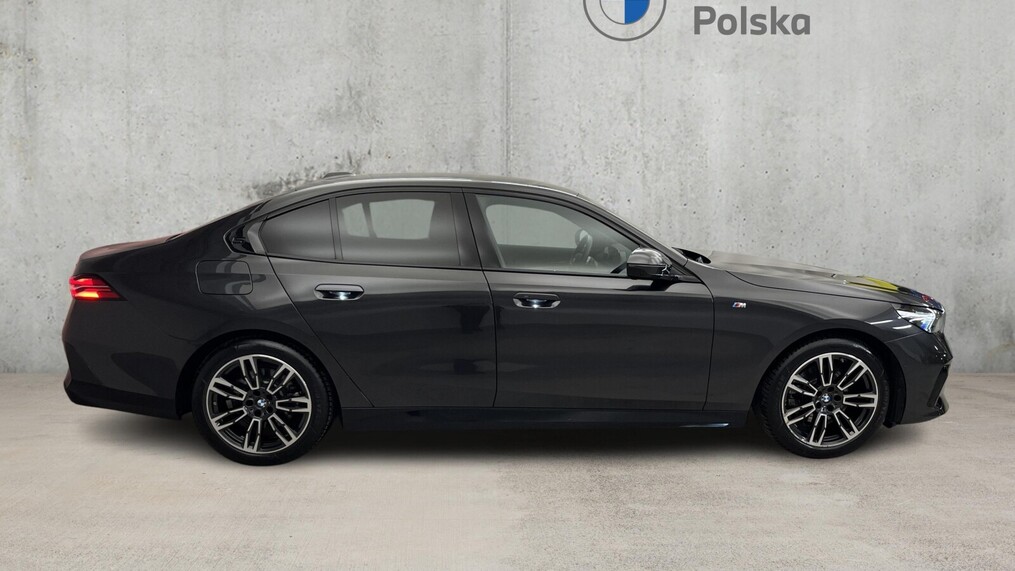 BMW Serii 5, 520