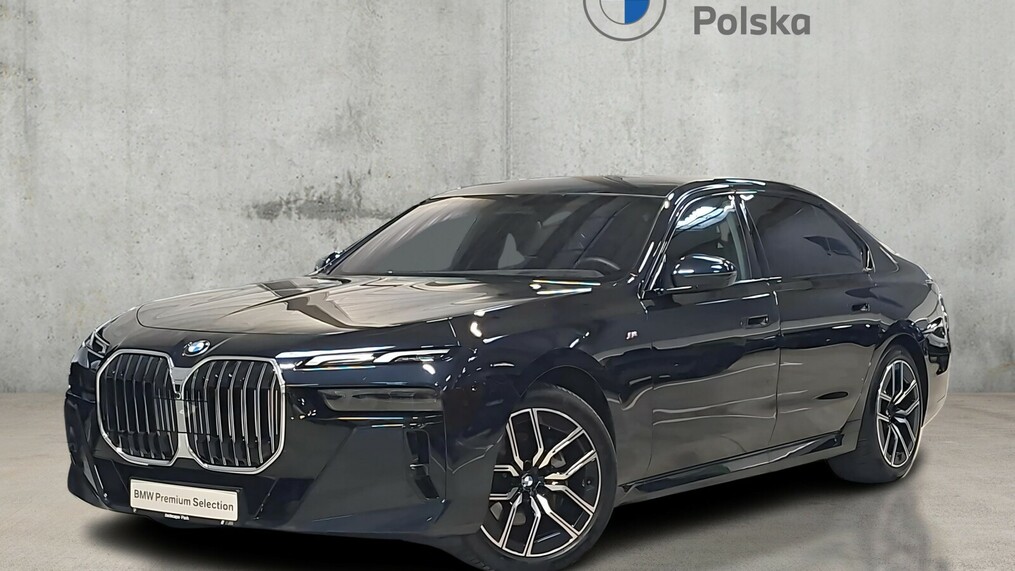 BMW Serii 7, 740