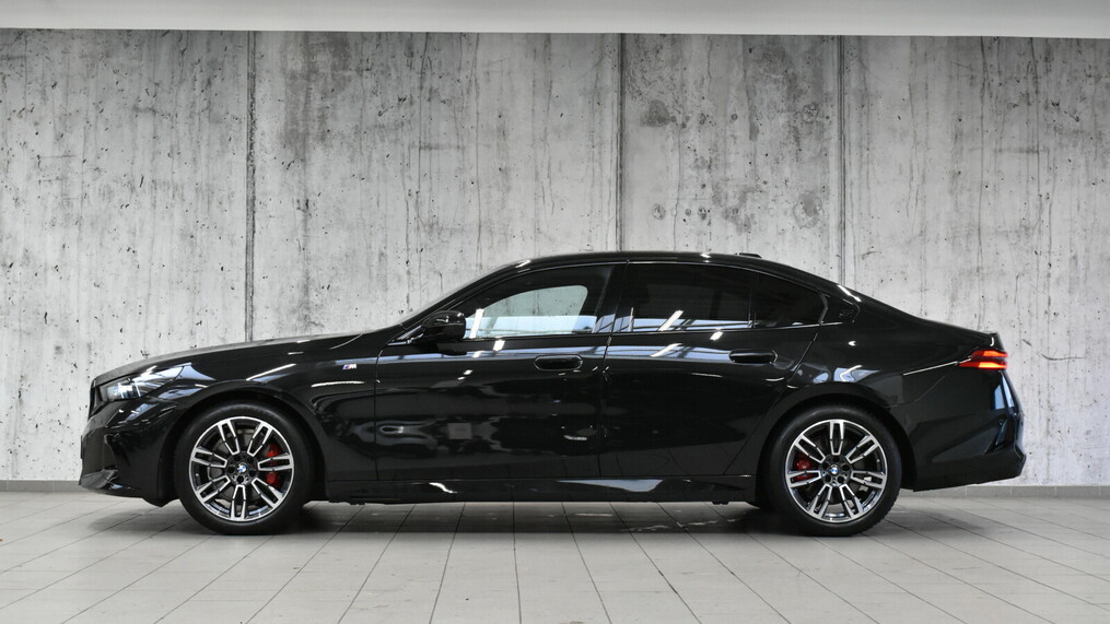 BMW Serii 5, 520