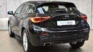 Infiniti Q30
