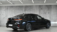 BMW Serii 7, 760