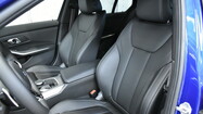 BMW Serii 3, 330
