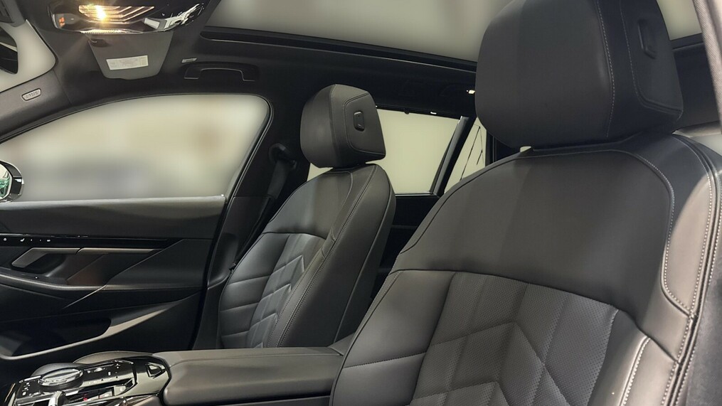 BMW Serii 5, 520