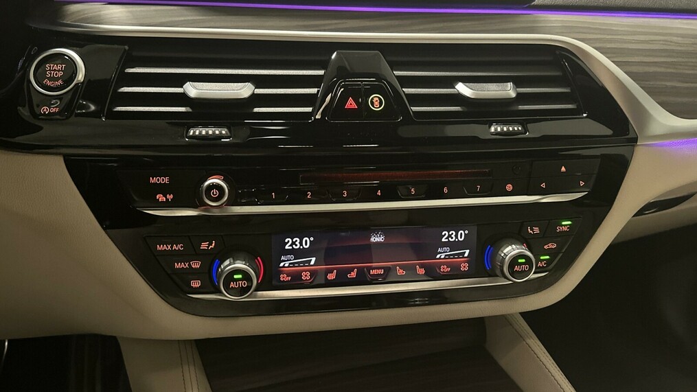 BMW Seria 5, 520