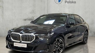 BMW Serii 5, 520
