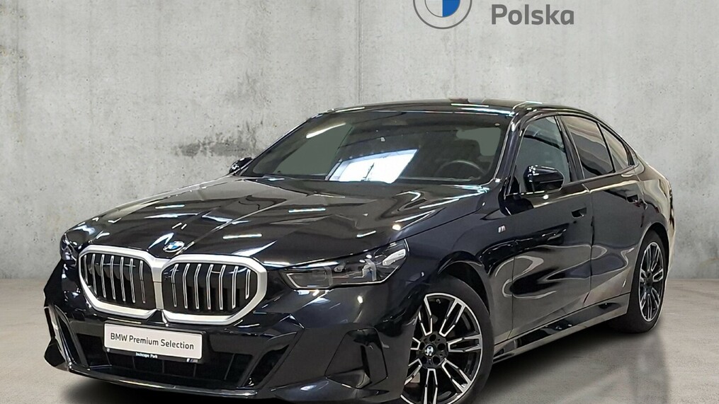 BMW Serii 5, 520