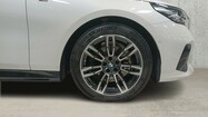 BMW Serii 5, 520