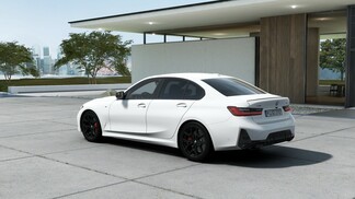 BMW Serii 3, 340