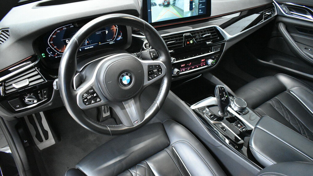 BMW Serii 5, 540