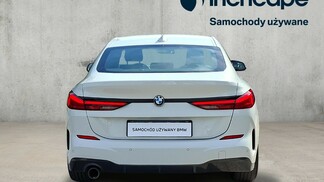 BMW Serii 2, 218