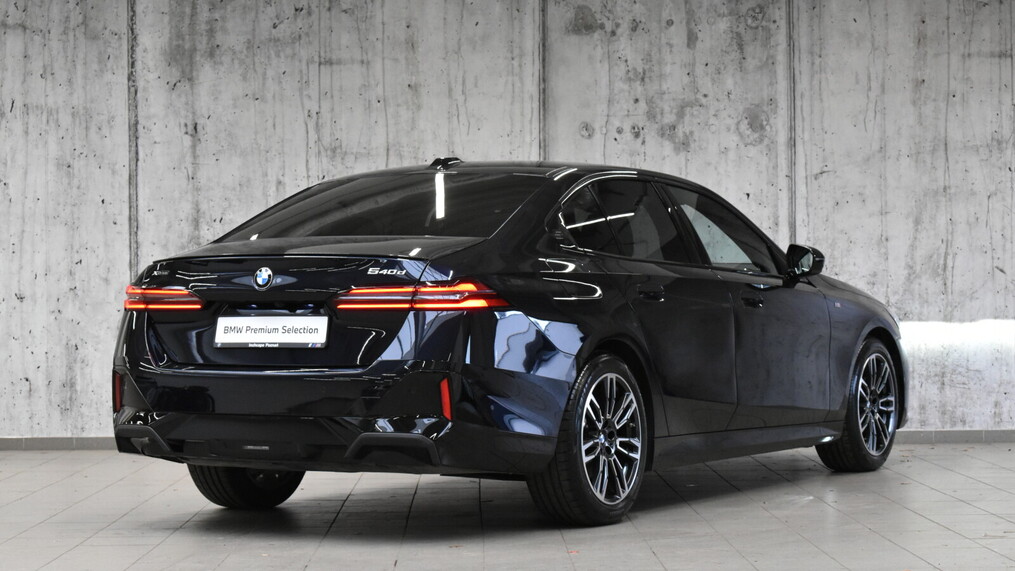 BMW Serii 5, 540