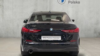 BMW Serii 2, 218