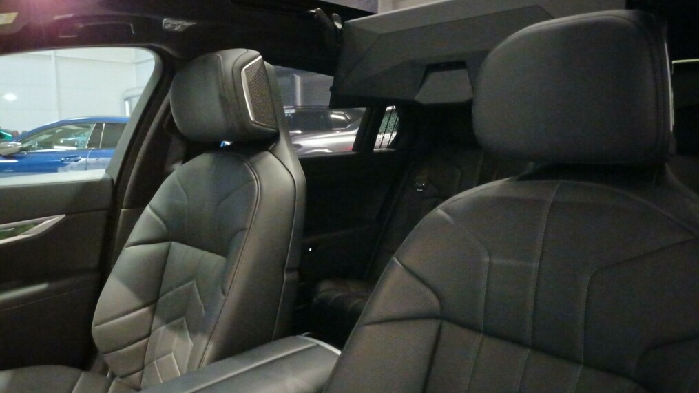 BMW Seria 7 740