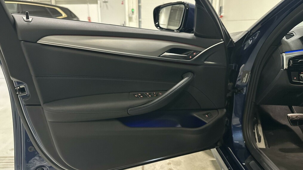 BMW Seria 5 530