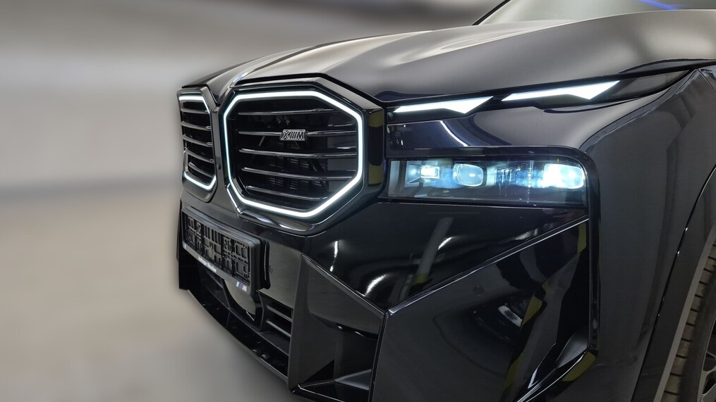 BMW XM