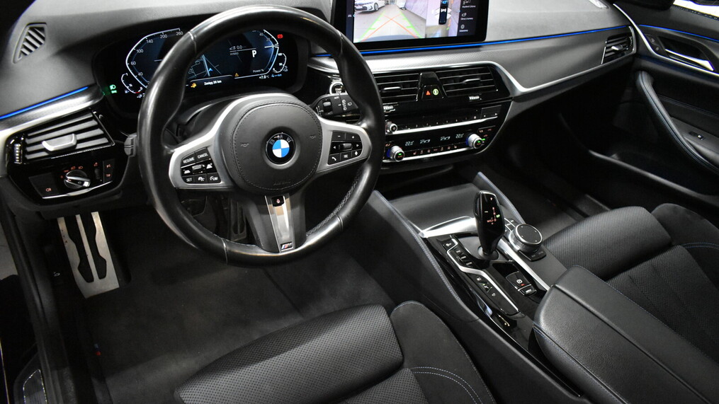 BMW Serii 5, 530