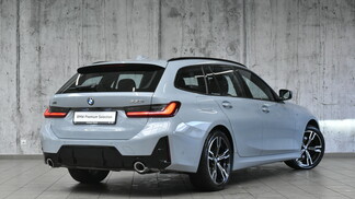 BMW Seria 3, 330