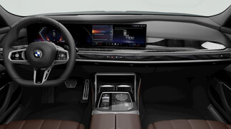 BMW Serii 7, 740