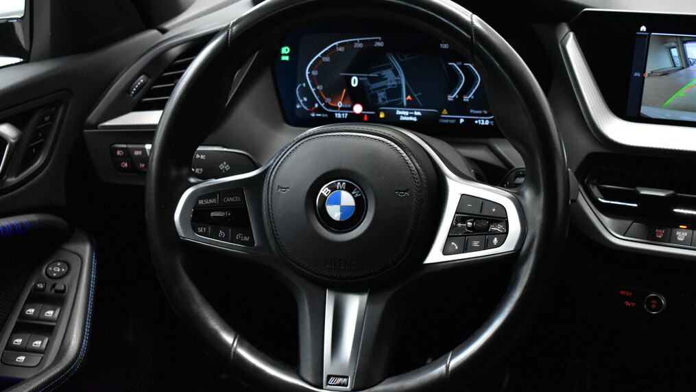 BMW Serii 1, 120