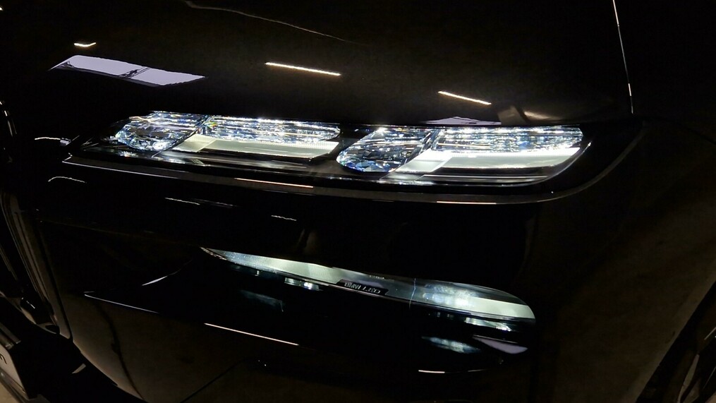 BMW Seria 7 i7