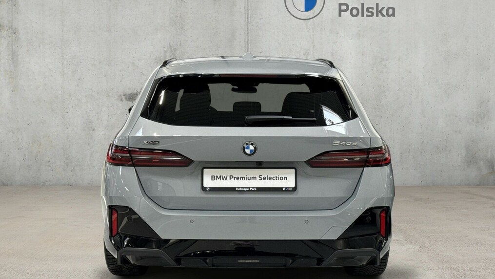 BMW Serii 5, 540