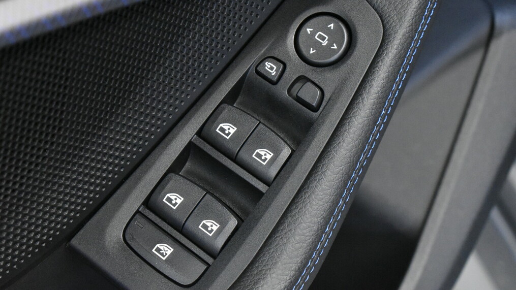 BMW Serii 2, 220