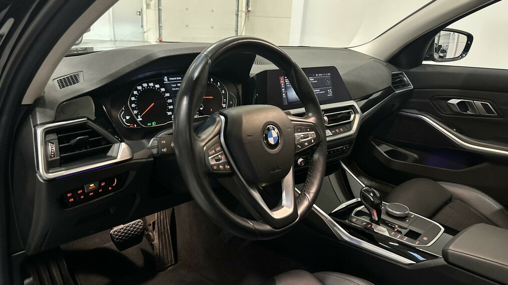 BMW Seria 3 318