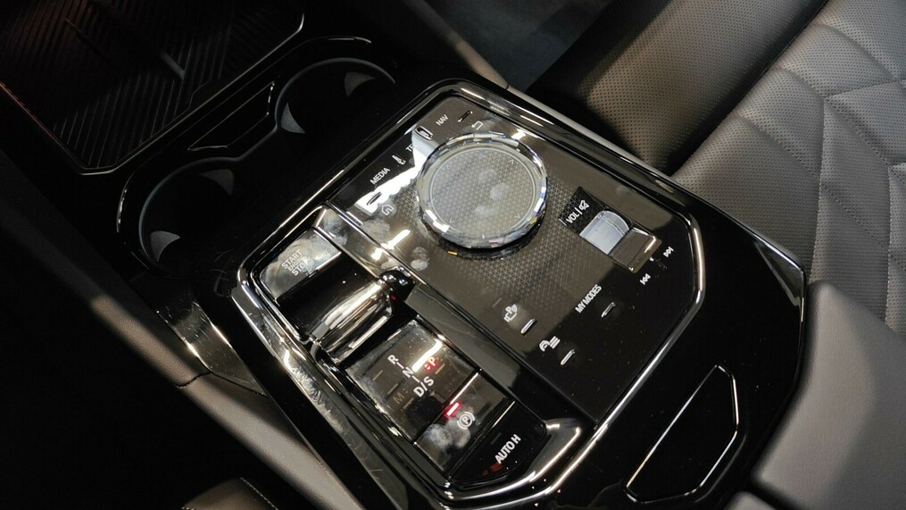 BMW Seria 5, 520
