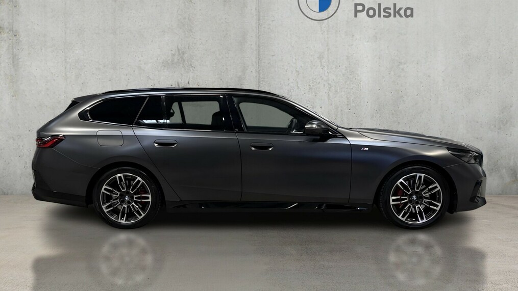 BMW Serii 5, 520