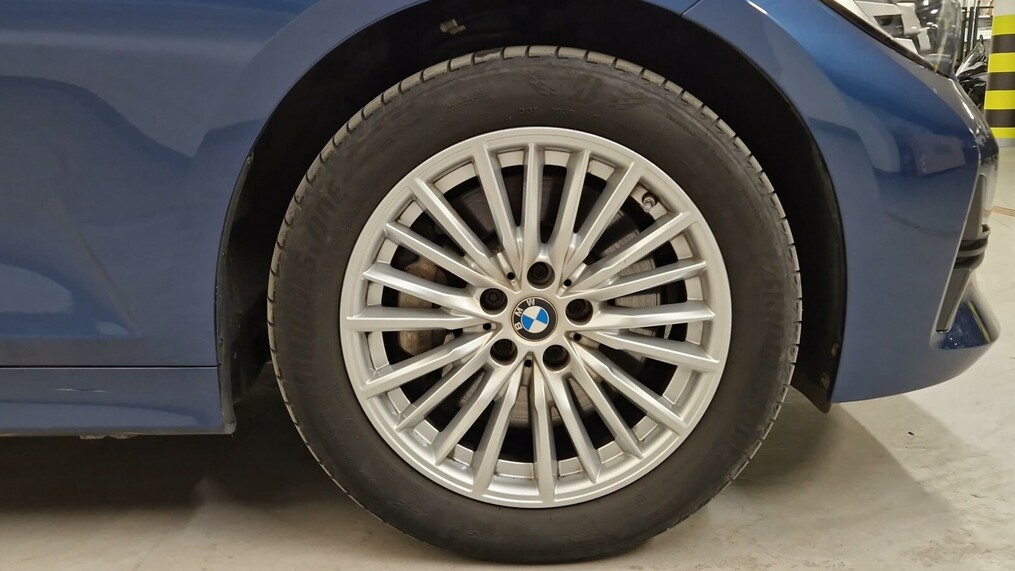 BMW Seria 3 330