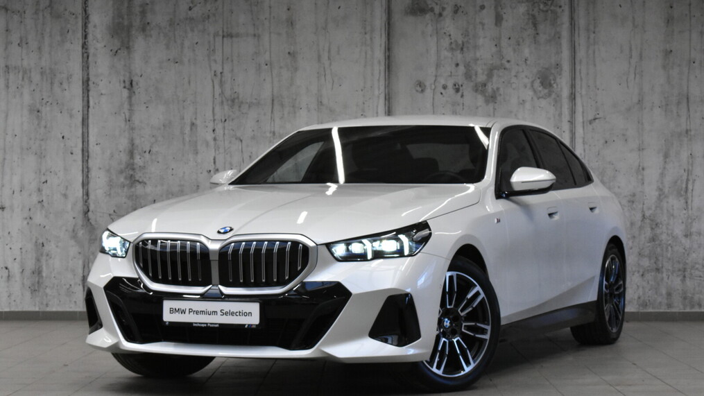 BMW Serii 5, 520