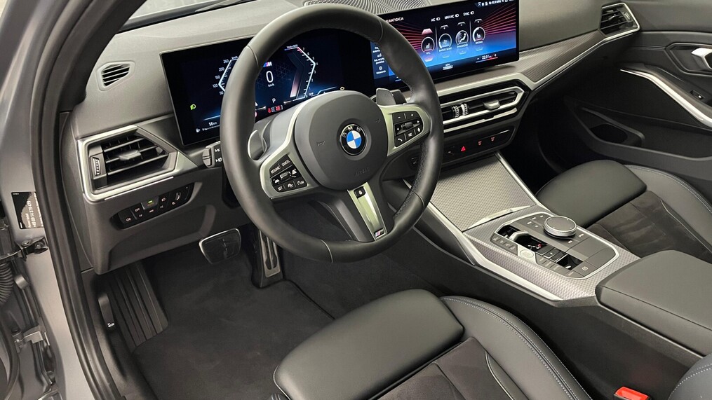 BMW Serii 3, 330