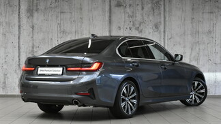 BMW Serii 3, 320