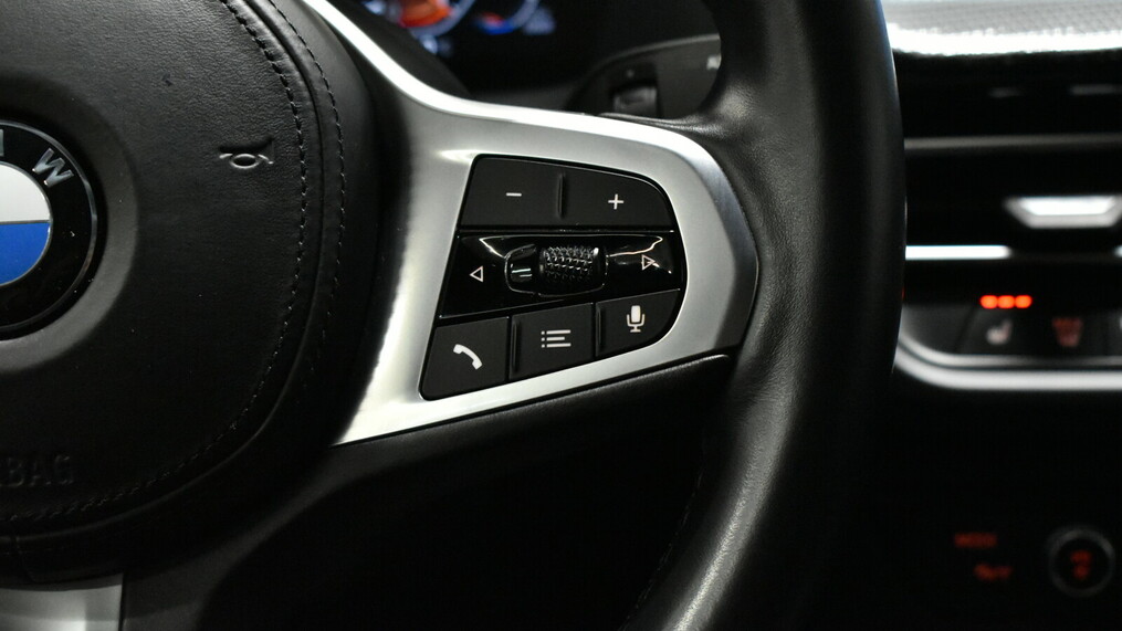 BMW Seria 2 218
