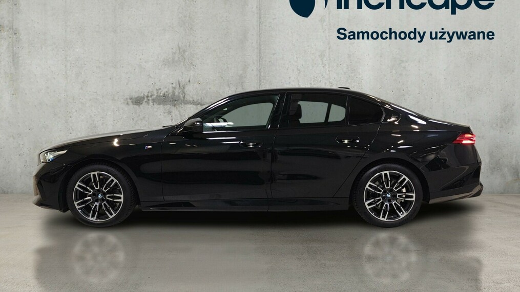 BMW Serii 5, 520