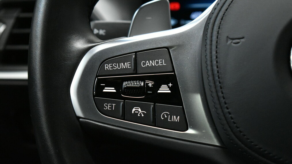 BMW Serii 3, 320