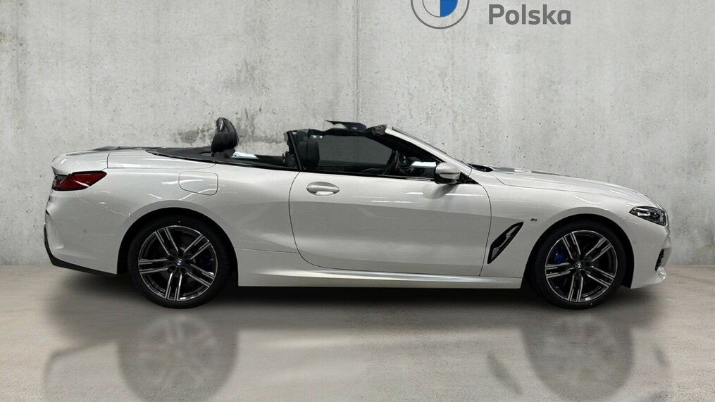 BMW Serii 8, 840