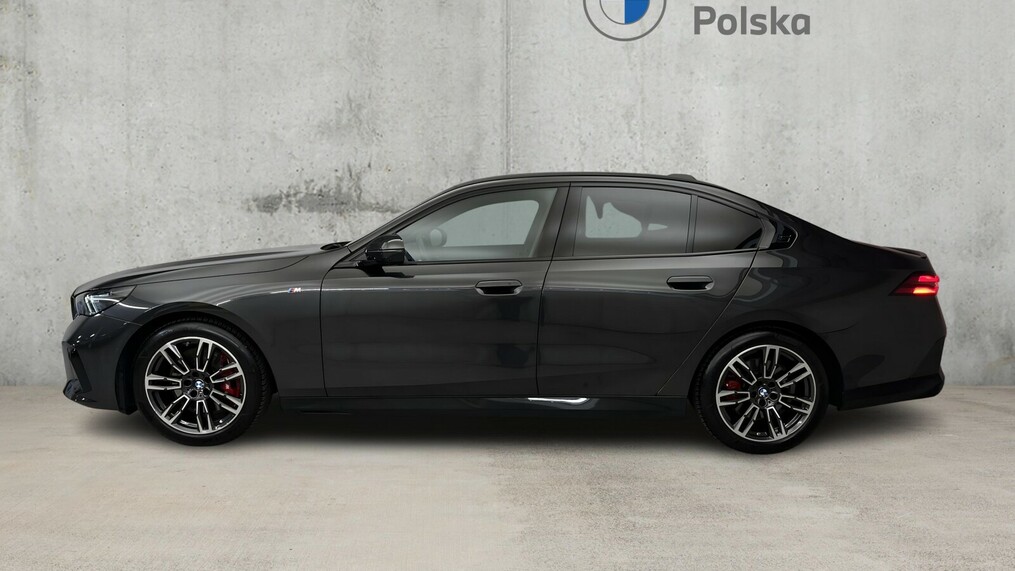 BMW Serii 5, 540