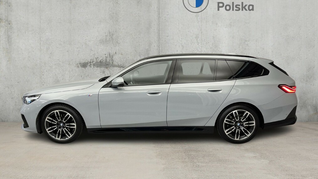 BMW Serii 5, 520